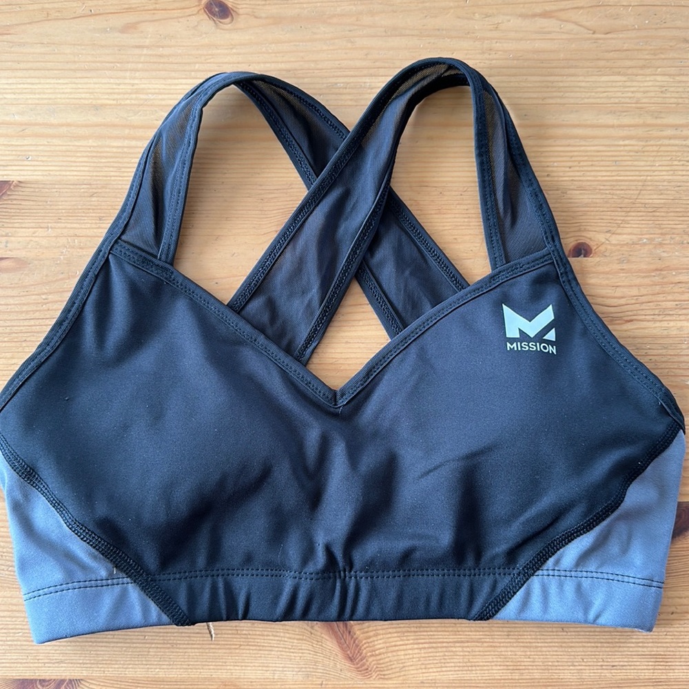 Mission Vapor Active Sports Bra